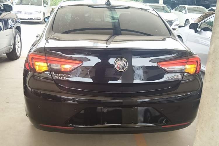 Used Buick Regal 2019 20T Elite Version China VI Standard Rear