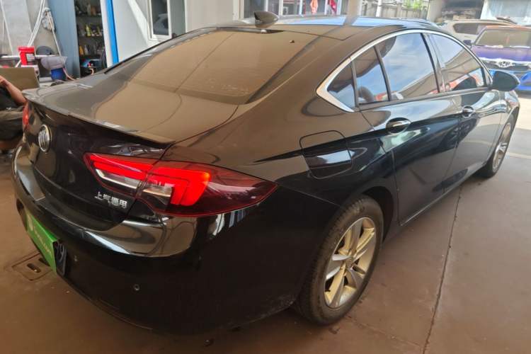 Used Buick Regal 2019 20T Elite Version China V Standard Rear Right 45 Deg
