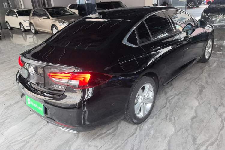 Used Buick Regal 2019 Revised 20T Luxury Version China VI Standard Rear Right 45 Deg