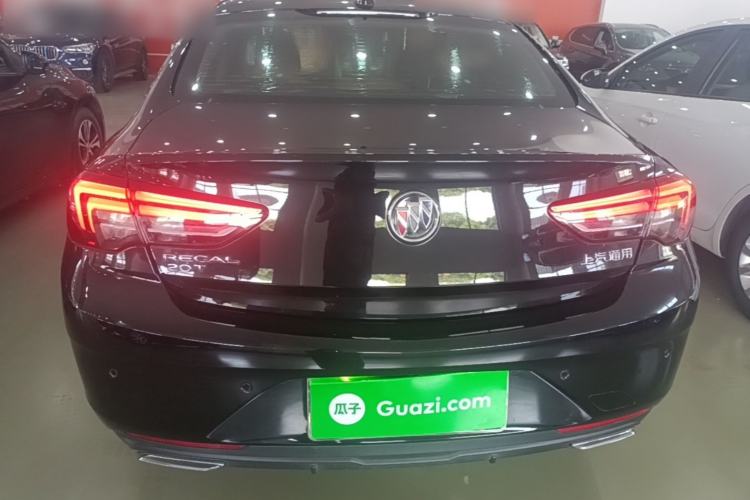 Used Buick Regal 2019 Revised 20T Luxury Version China VI Standard Rear
