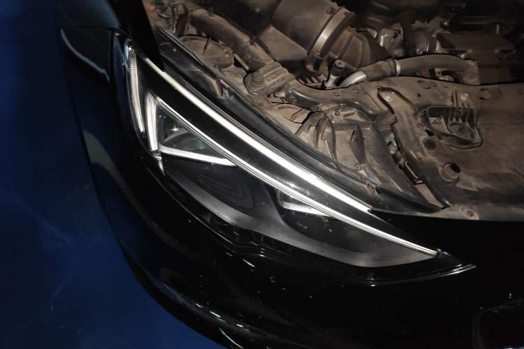Used Buick Regal 2019 20T Elite Version China VI Standard Right Front Headlight