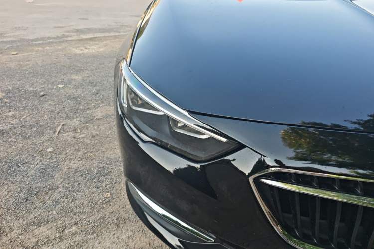 Used Buick Regal 2019 20T Elite Version China VI Standard Right Front Headlight