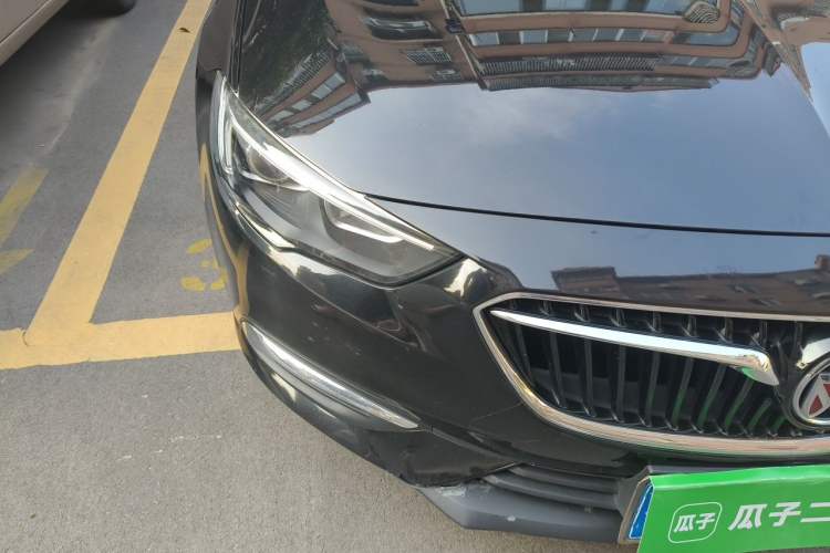 Used Buick Regal 2019 20T Elite Version China VI Standard Right Front Headlight