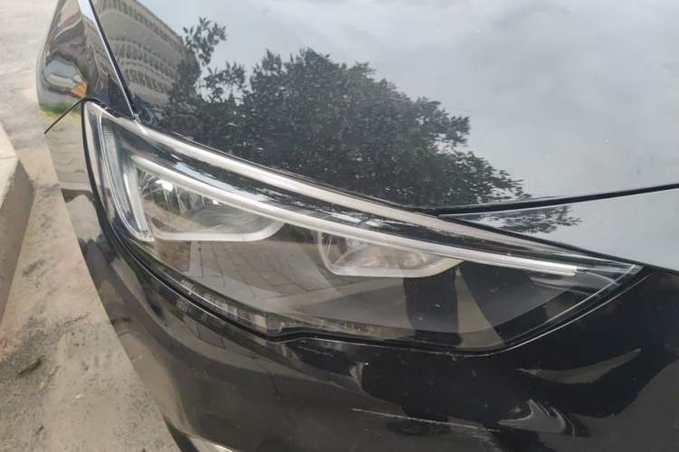Used Buick Regal 2019 20T Elite Version China VI Standard Right Front Headlight