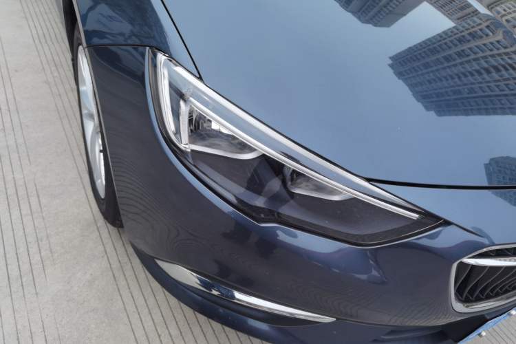 Used Buick Regal 2019 20T Elite Version China VI Standard Right Front Headlight
