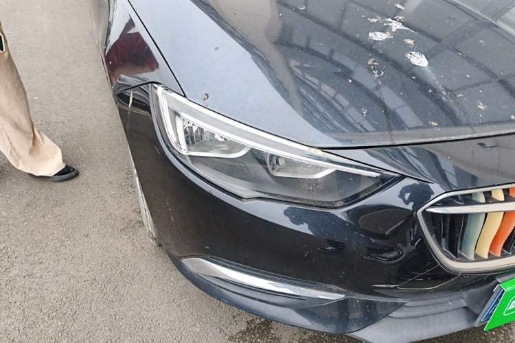 Used Buick Regal 2019 20T Elite Version China VI Standard Right Front Headlight