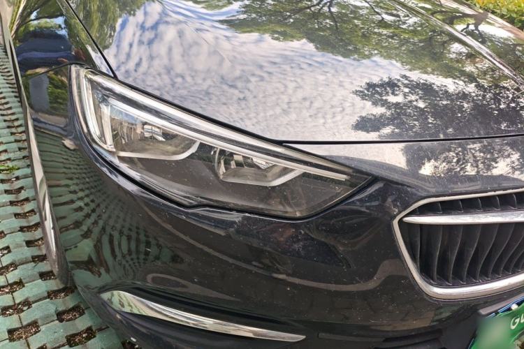 Used Buick Regal 2019 20T Elite Version China VI Standard Right Front Headlight