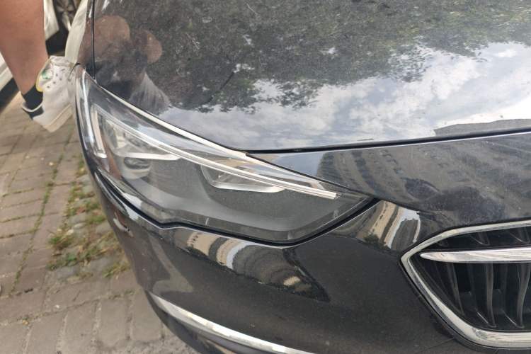 Used Buick Regal 2019 20T Elite Version China VI Standard Right Front Headlight
