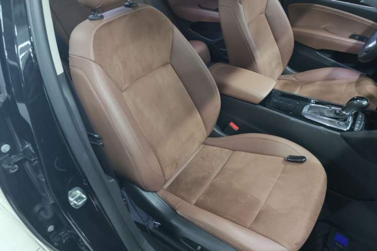Used Buick Regal 2019 20T Luxury Model China V Standard Right Front Seat