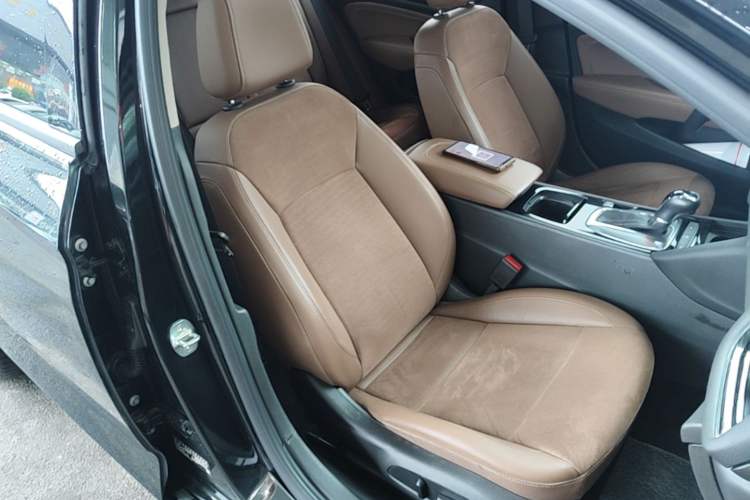 Used Buick Regal 2019 20T Elite Version China VI Standard Right Front Seat