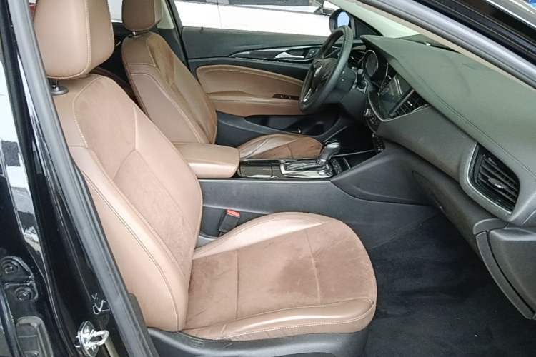 Used Buick Regal 2019 20T Elite Version China V Standard Right Front Seat