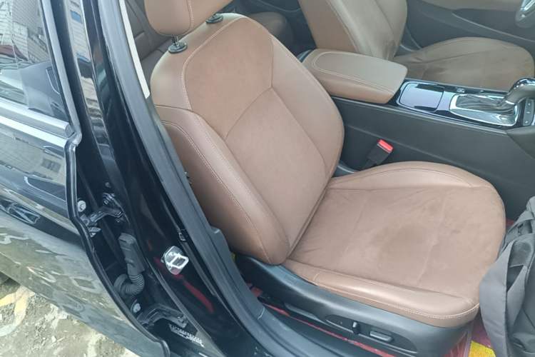 Used Buick Regal 2019 20T Elite Version China VI Standard Right Front Seat