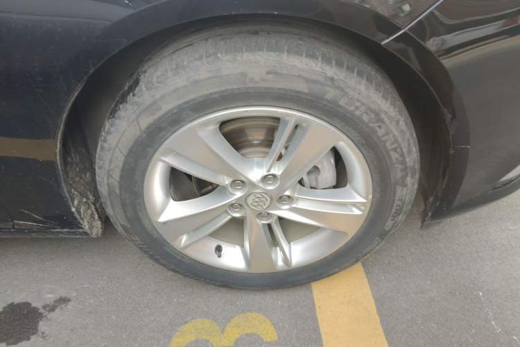 Used Buick Regal 2019 20T Elite Version China VI Standard Right Front Wheel Hub