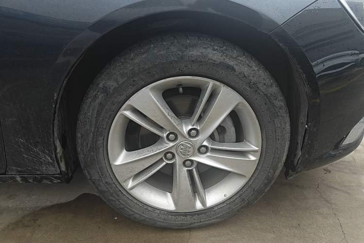 Used Buick Regal 2019 20T Elite Version China VI Standard Right Front Wheel Hub