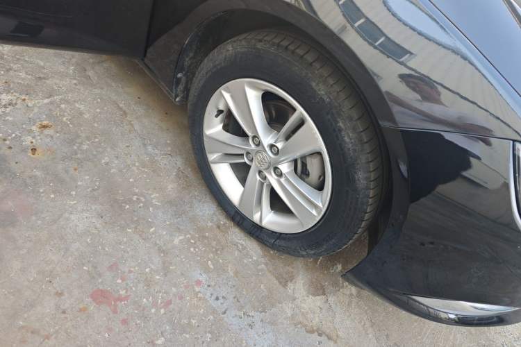 Used Buick Regal 2019 20T Elite Version China VI Standard Right Front Wheel Hub