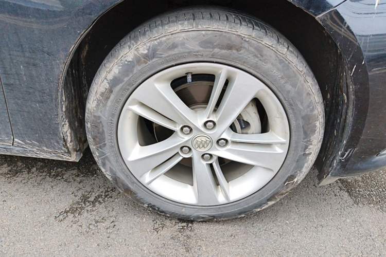 Used Buick Regal 2019 20T Elite Version China VI Standard Right Front Wheel Hub