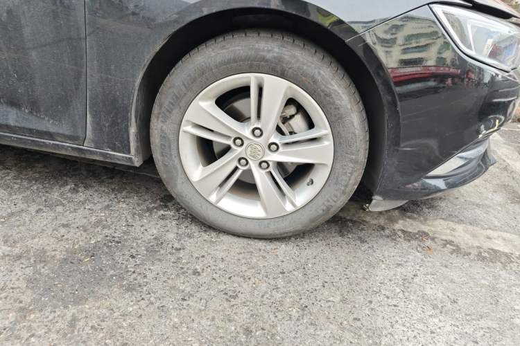 Used Buick Regal 2019 20T Elite Version China VI Standard Right Front Wheel Hub