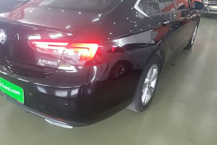 Used Buick Regal 2019 Revised 20T Luxury Version China VI Standard Right Rear Taillight