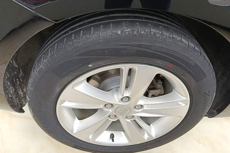 Used Buick Regal 2019 20T Elite Version China V Standard Right Rear Wheel Hub