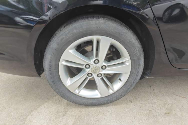 Used Buick Regal 2019 20T Elite Version China V Standard Right Rear Wheel Hub