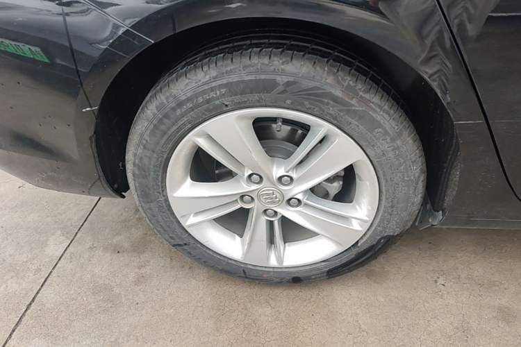 Used Buick Regal 2019 20T Elite Version China VI Standard Right Rear Wheel Hub