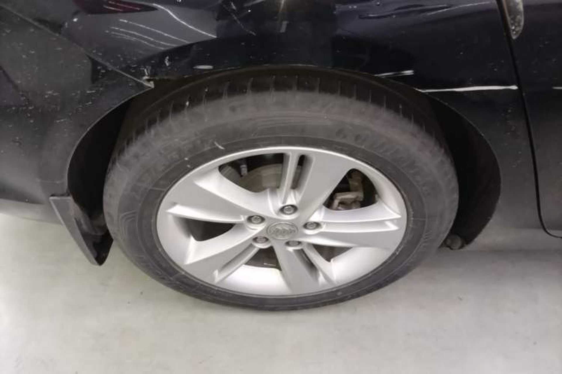 Used Buick Regal 2019 20T Elite Version China VI Standard Right Rear Wheel Hub