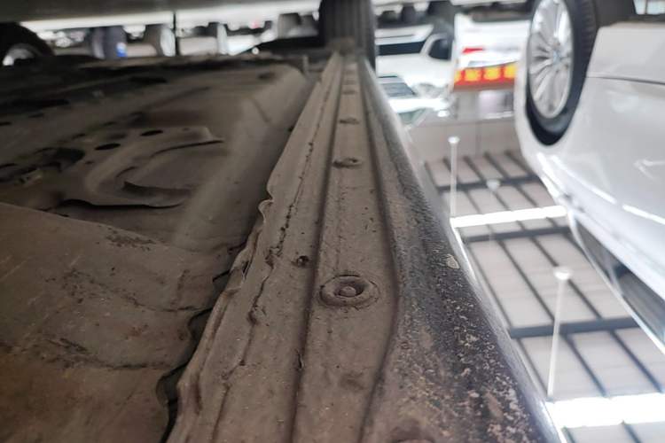 Used Buick Regal 2019 20T Elite Version China V Standard Right Side Sill