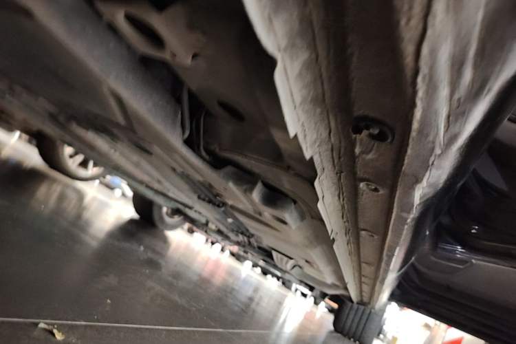 Used Buick Regal 2019 20T Luxury Model China VI Standard Right Side Sill