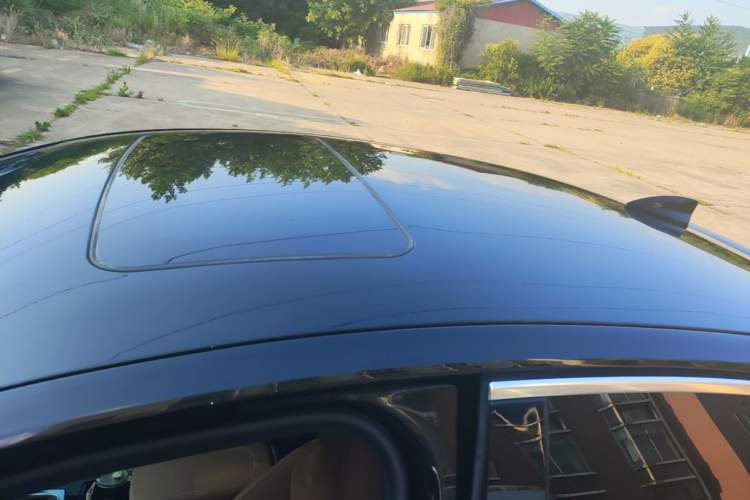 Used Buick Regal 2019 20T Elite Version China VI Standard Roof