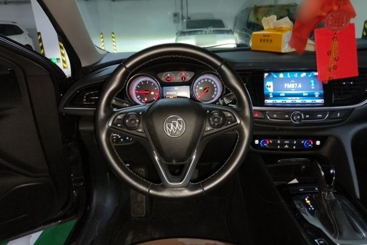 Used Buick Regal 2019 20T Elite Version China VI Standard Steering Wheel