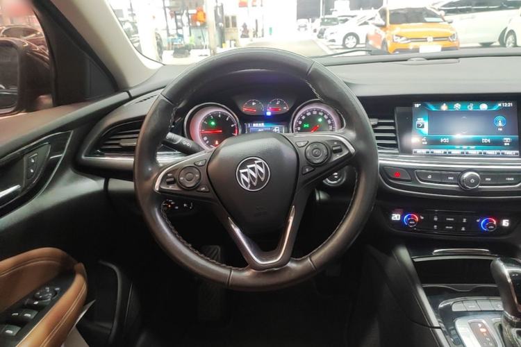 Used Buick Regal 2019 20T Elite Version China V Standard Steering Wheel