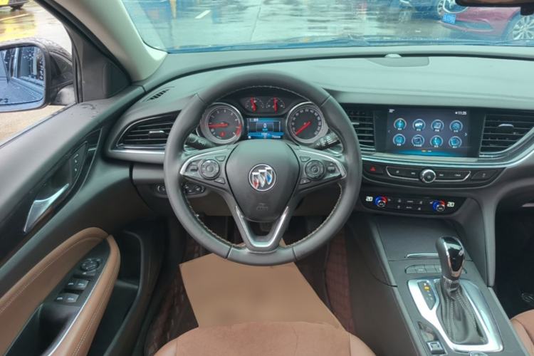Used Buick Regal 2019 20T Elite Version China VI Standard Steering Wheel
