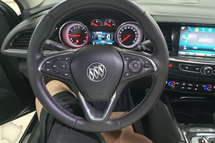Used Buick Regal 2019 20T Luxury Model China V Standard Steering Wheel