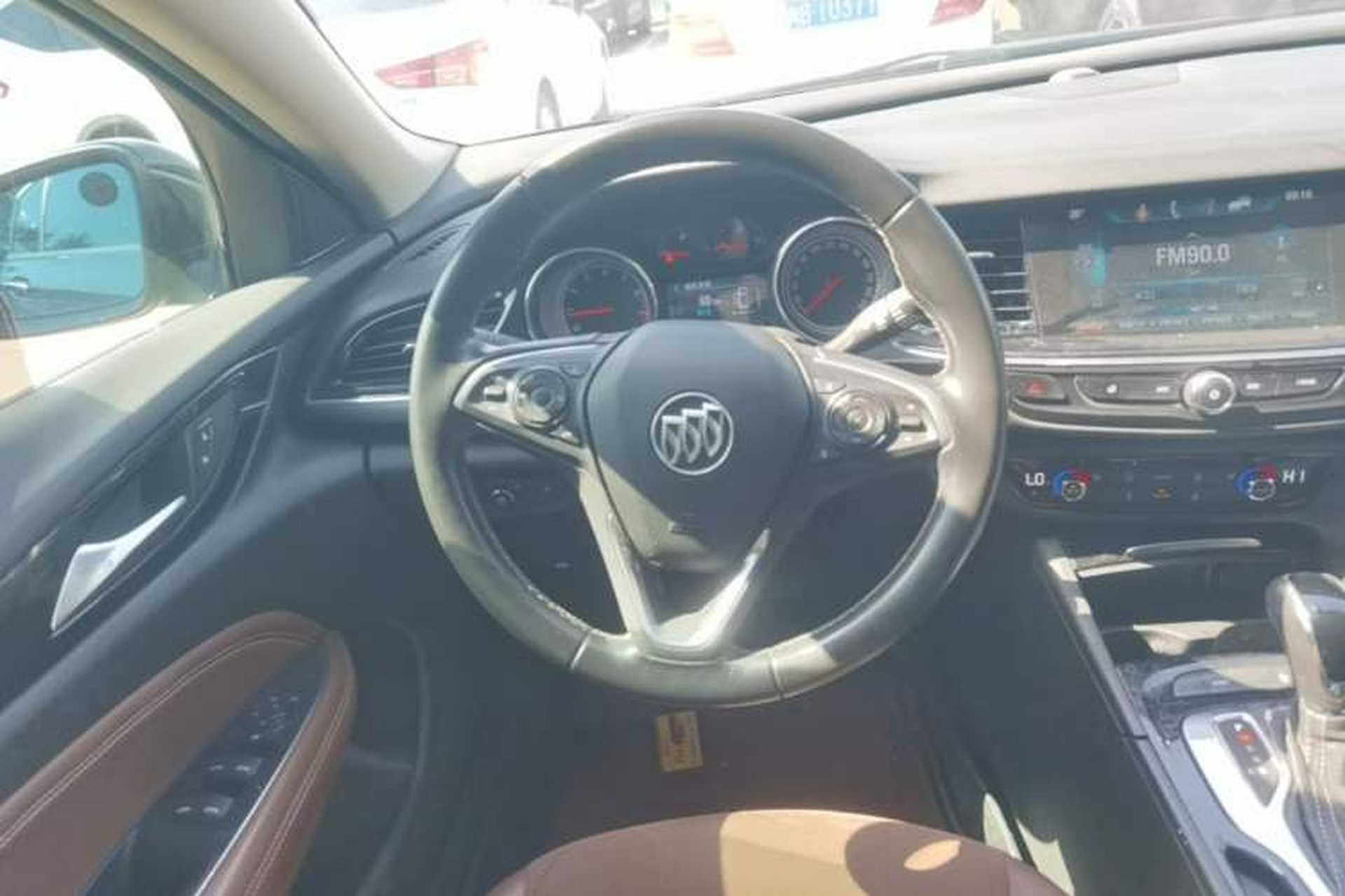 Used Buick Regal 2019 20T Luxury Model China VI Standard Steering Wheel