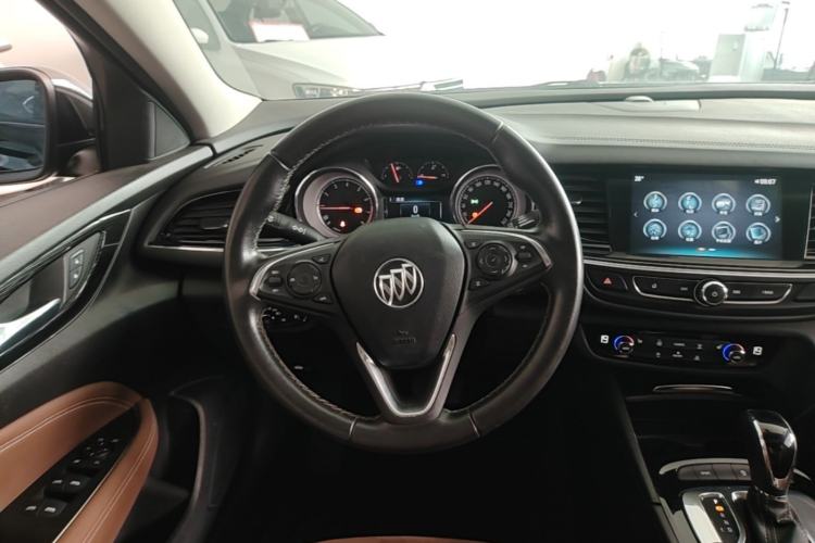 Used Buick Regal 2019 20T Elite Version China VI Standard Steering Wheel