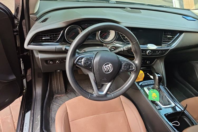 Used Buick Regal 2019 20T Elite Version China VI Standard Steering Wheel