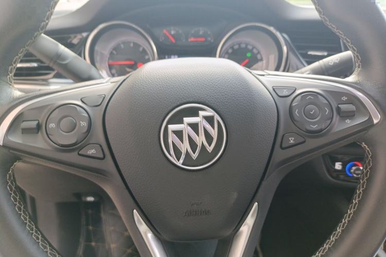Used Buick Regal 2019 20T Elite Version China VI Standard Steering Wheel