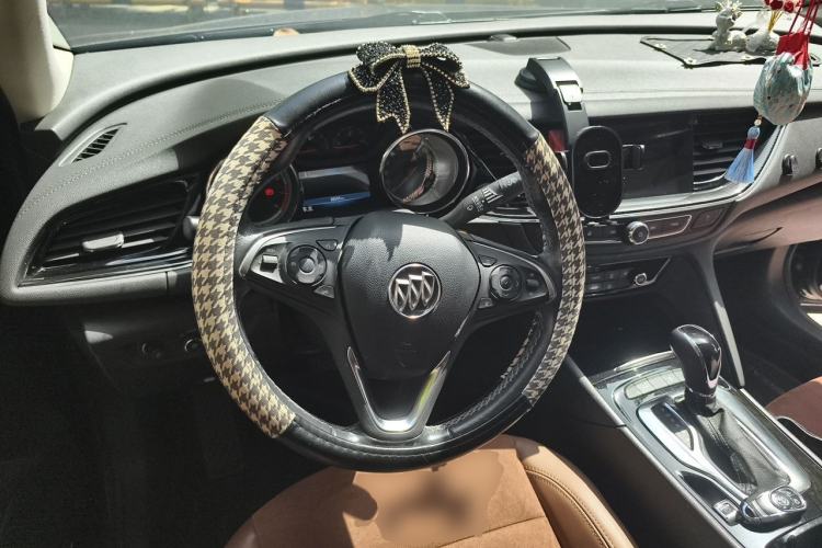 Used Buick Regal 2019 20T Elite Version China VI Standard Steering Wheel