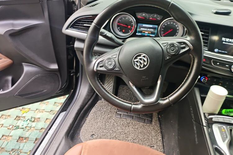Used Buick Regal 2019 20T Elite Version China VI Standard Steering Wheel