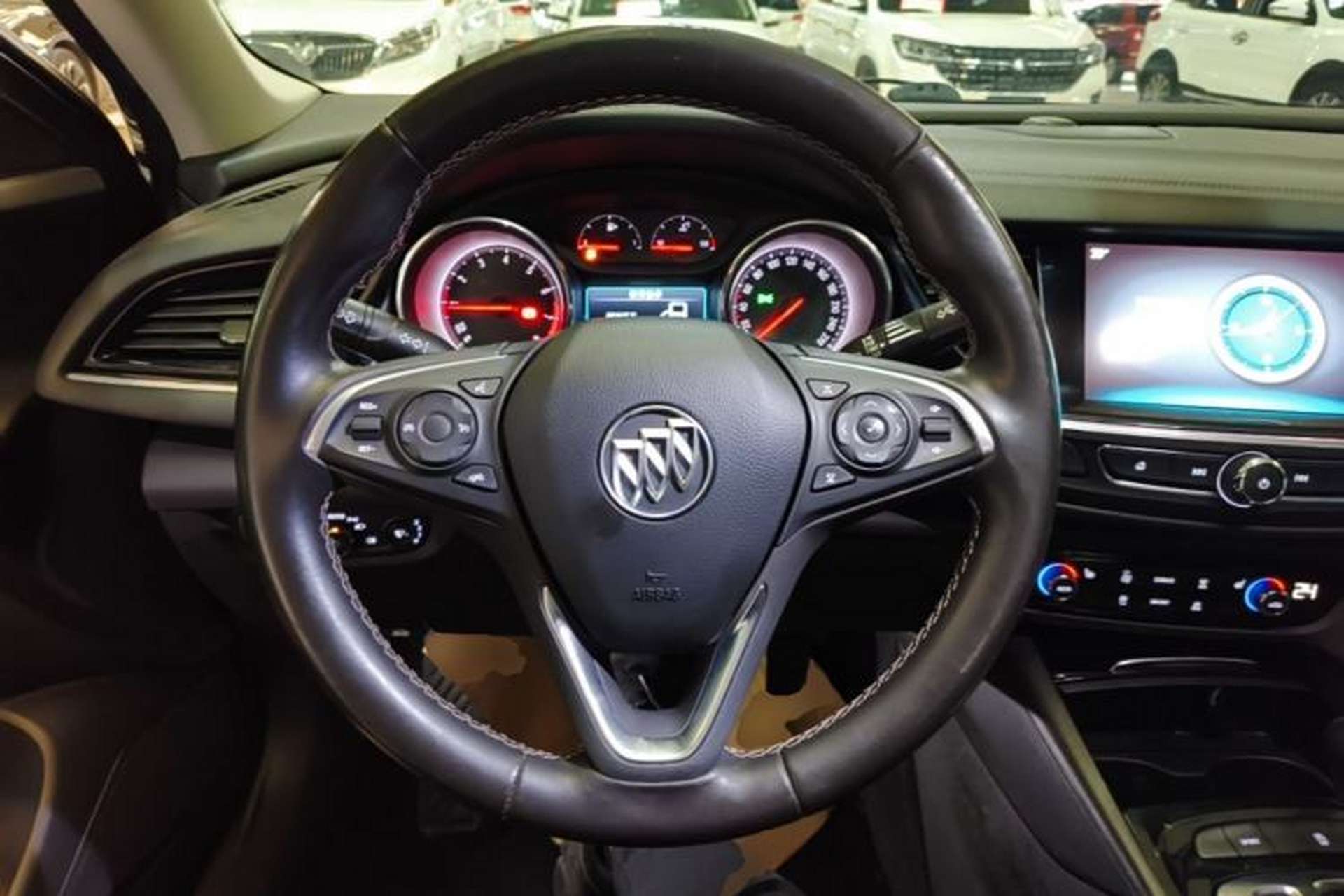 Used Buick Regal 2019 20T Elite Version China VI Standard Steering Wheel