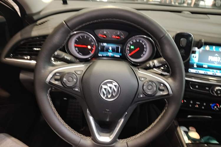 Used Buick Regal 2019 20T Luxury Model China VI Standard Steering Wheel