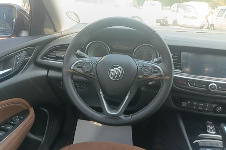 Used Buick Regal 2019 20T Elite Version China VI Standard Steering Wheel