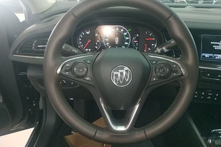 Used Buick Regal 2019 28T Luxury Edition China VI Steering Wheel