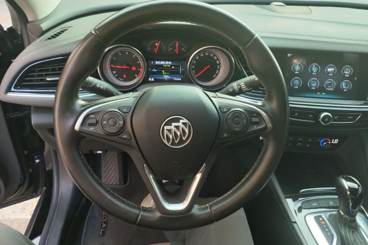 Used Buick Regal 2019 20T Elite Version China VI Standard Steering Wheel