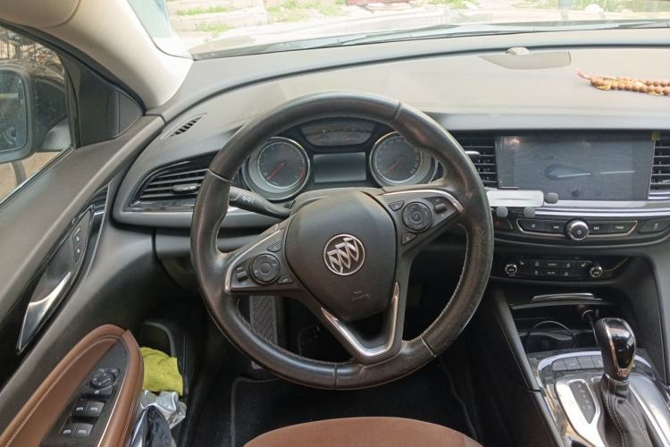 Used Buick Regal 2019 20T Elite Version China VI Standard Steering Wheel
