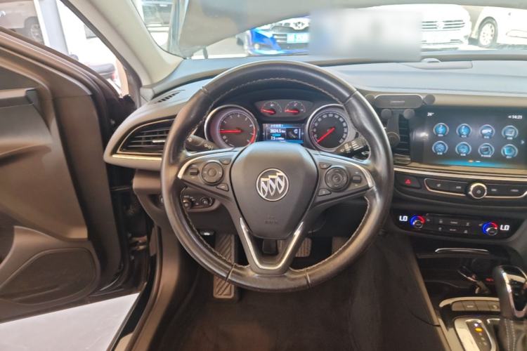 Used Buick Regal 2019 20T Elite Version China V Standard Steering Wheel