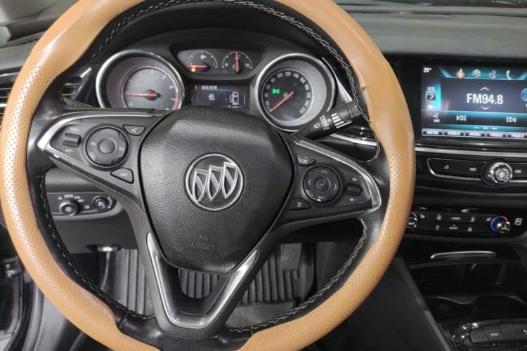 Used Buick Regal 2019 20T Elite Version China VI Standard Steering Wheel
