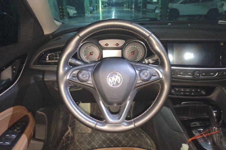 Used Buick Regal 2019 Revised 20T Luxury Version China VI Standard Steering Wheel