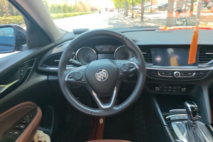 Used Buick Regal 2019 20T Elite Version China VI Standard Steering Wheel