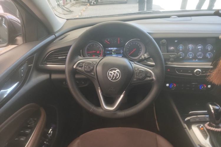 Used Buick Regal 2019 20T Luxury Model China VI Standard Steering Wheel